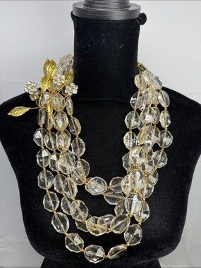 Sassy Jones Necklace
